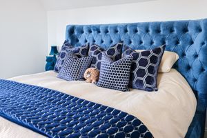 Photo 7- click for photo gallery